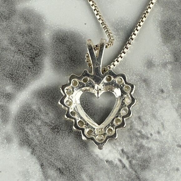 Vintage Sterling Silver Cubic Zirconia Open Heart Necklace Pendant & Chain - Picture 4 of 8